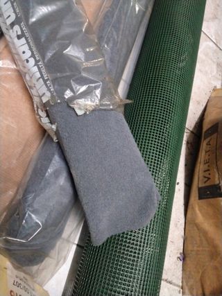 Moqueta acústica bandejas altavoces