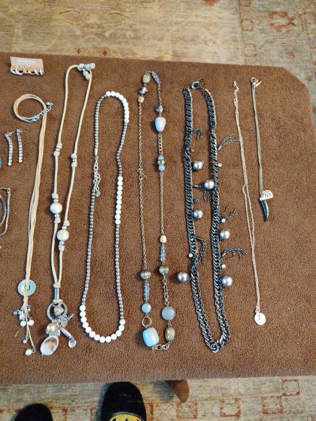 Lote de bisutería.