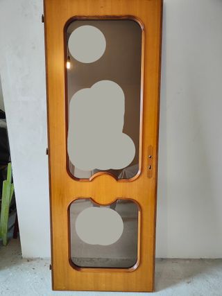 Porta in noce con vetro a specchio