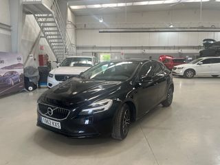 Volvo V40 2019
