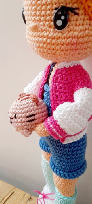 Bambola collezione amigurumi fatta a mano
