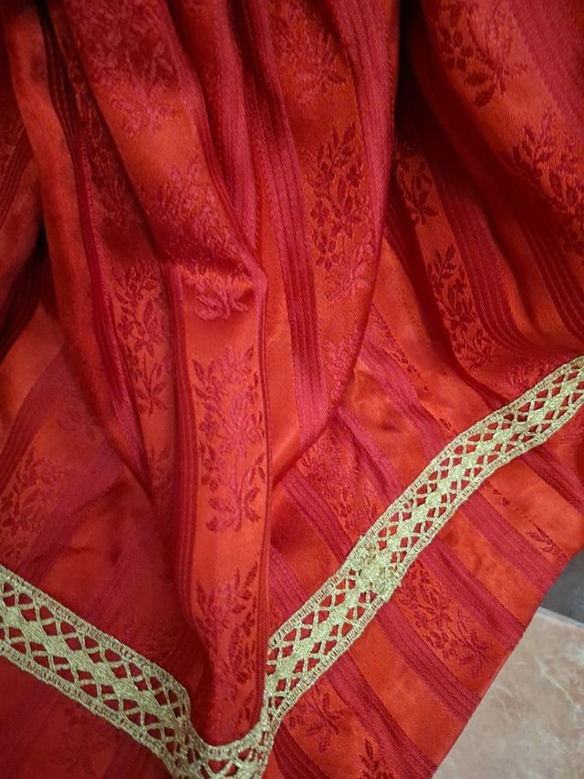 Vestido falllera niña rojo y dorado