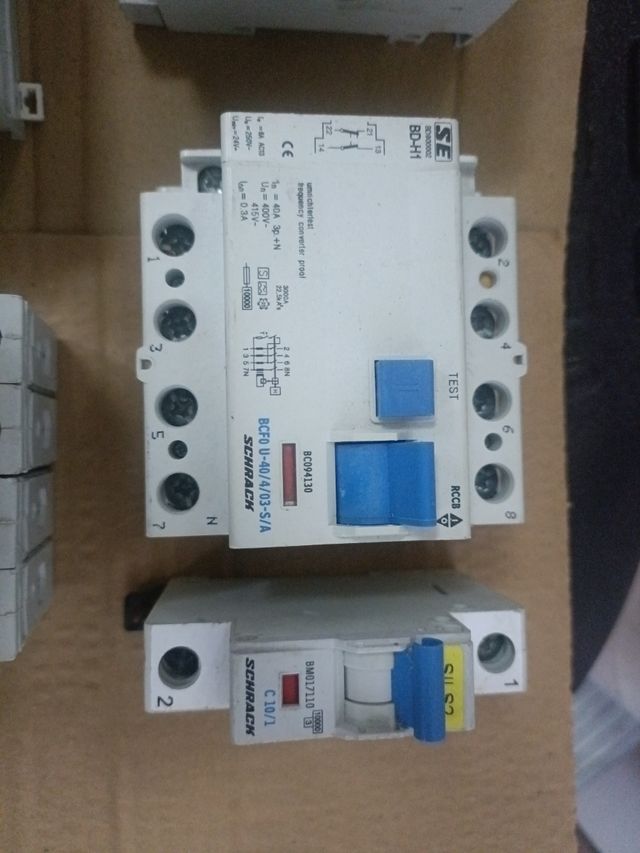 Lote interruptorores magnetotermico 