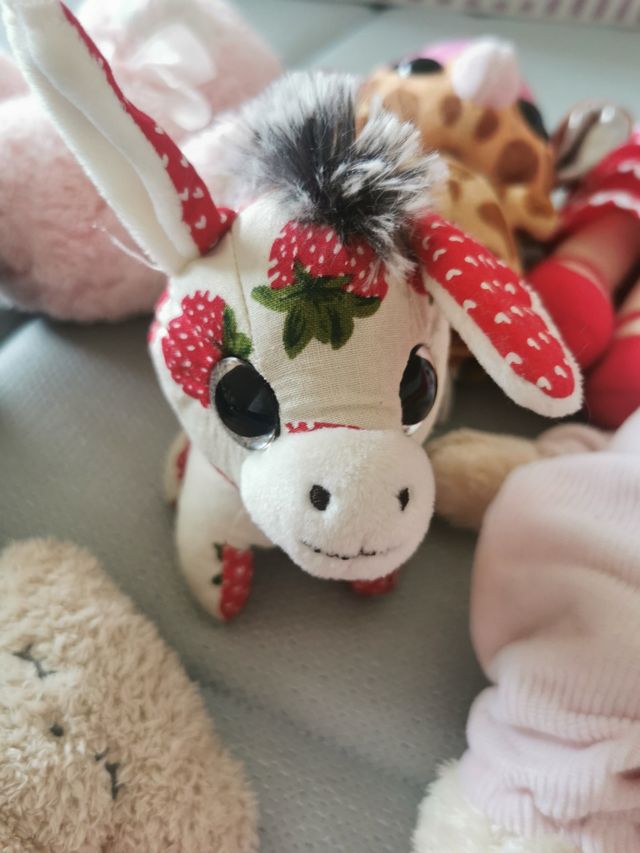 Peluches. Juego de 10 peluches