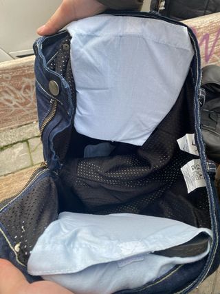 Pantalones vaqueros con proteccion