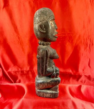 Estatuilla de maternidad Pfemba etnia Bakongo