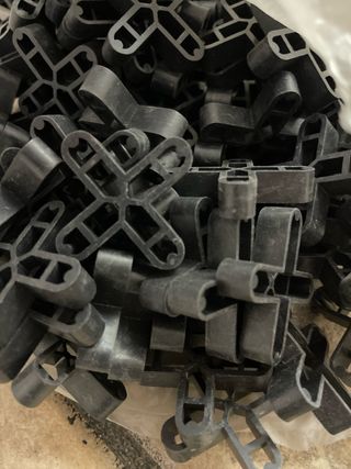 Crucetas para solar baldosas