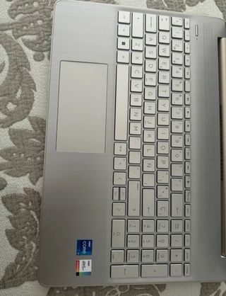 Portátil HP 15s-fq 4005ns i7 512GB