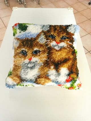 Cuscino invernale ricamato Smirne