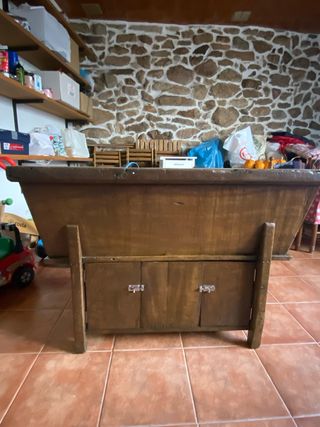 Artesa antigua restaurada