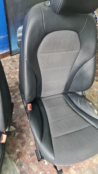 Asientos Mercedes Clase C W205