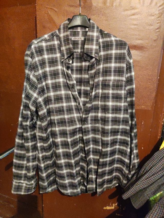 Camicia a quadri con taschino TG L