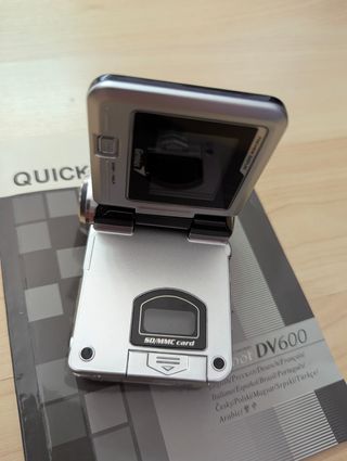 Genius G-Shot DV600