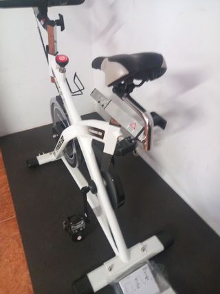 Bicicleta indoor 