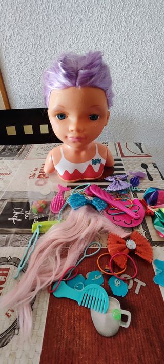 Cabeza muñeca Nancy peluquería
