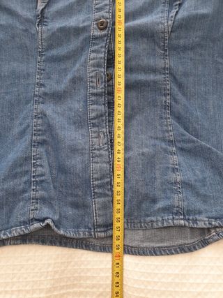 Camisa vaquera con volantes