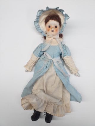 Bambola in porcellana 5