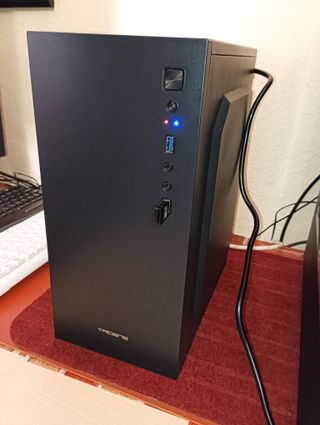 Torre PC RYZEN 5 1600X RX550 SSD500 PLACA MSI AM4