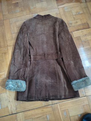 Chaqueta y botas piel, disfraz de India.