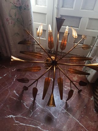 Antigua lampara de techo