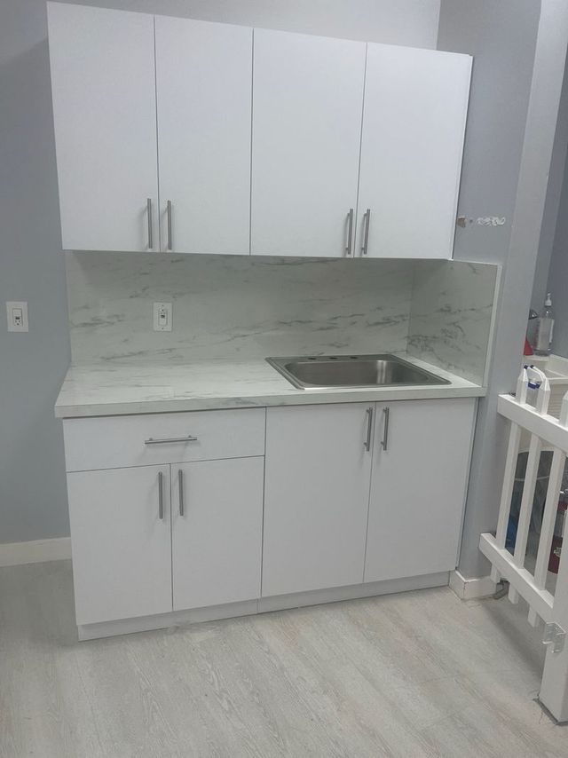 Montador reparador de muebles de cocina