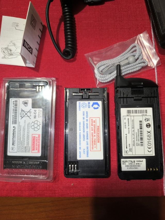 Móvil Motorola 6300 para coleccionista