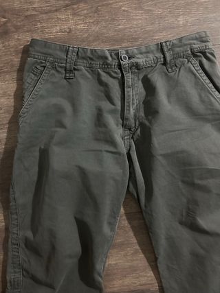 Pantalon hombre verde