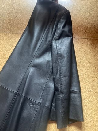 Abrigo de cuero 100 negro
