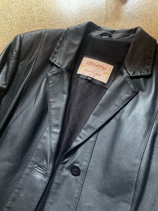 Abrigo de cuero 100 negro