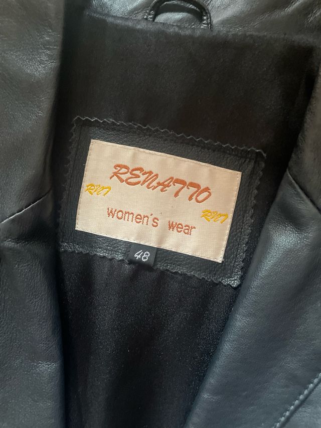 Abrigo de cuero 100 negro