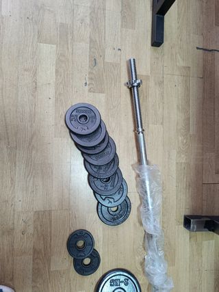 Barra 160cm nueva y 21kg en discos