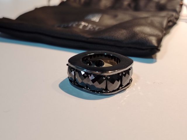 Anillo Pertegaz cuadrado