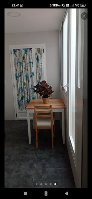 VendoMesa y regalo las dos sillas