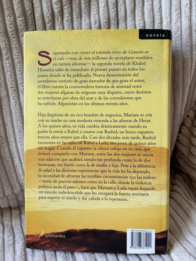 Mil soles esplendidos