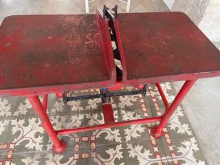 Mesa bascula antigua