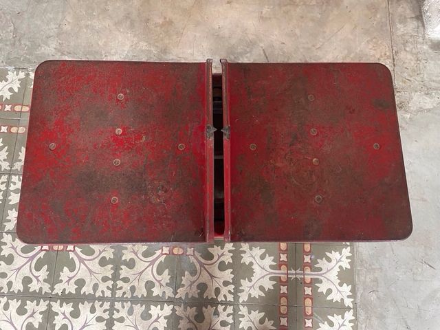 Mesa bascula antigua