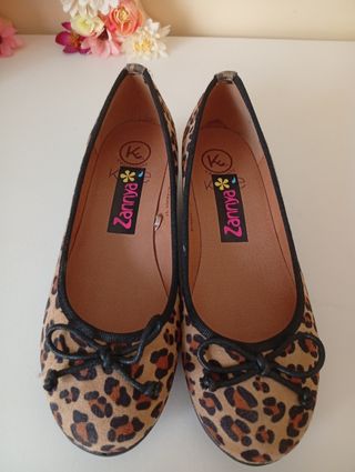 Bailarinas con cuña leopardo 