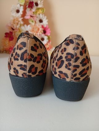 Bailarinas con cuña leopardo 