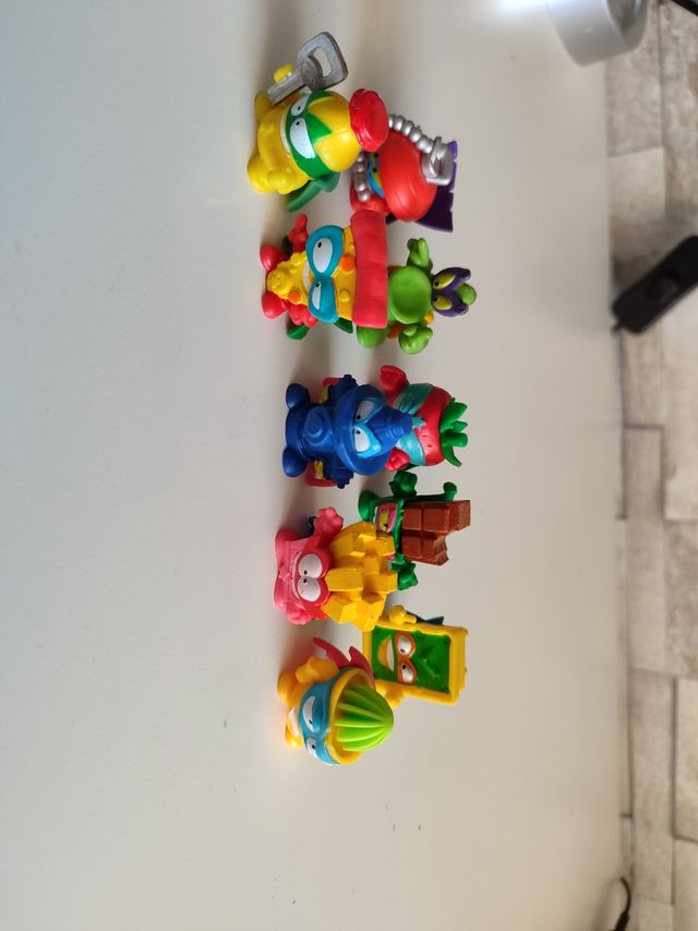 Colección de Superthings