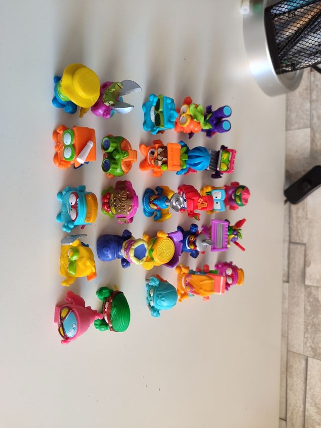 Colección de Superthings