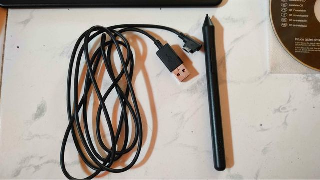 Tableta gráfica wacom intuos