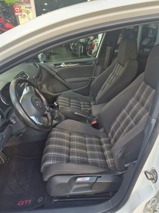 Volkswagen Golf 2010