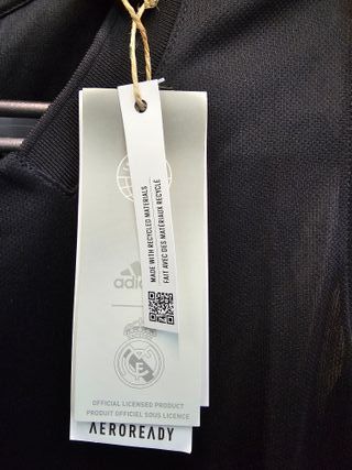 Adidas Real Madrid Marvel Avengers talla M 50x78