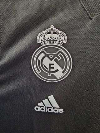 Adidas Real Madrid Marvel Avengers talla M 50x78