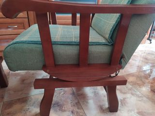 2  SILLONES  BALANCINES