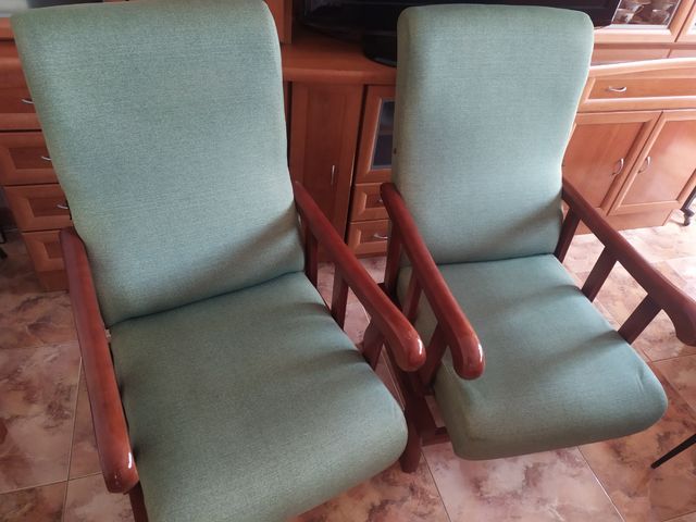 2  SILLONES  BALANCINES
