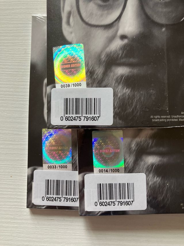 CD autografato Brunori Sas