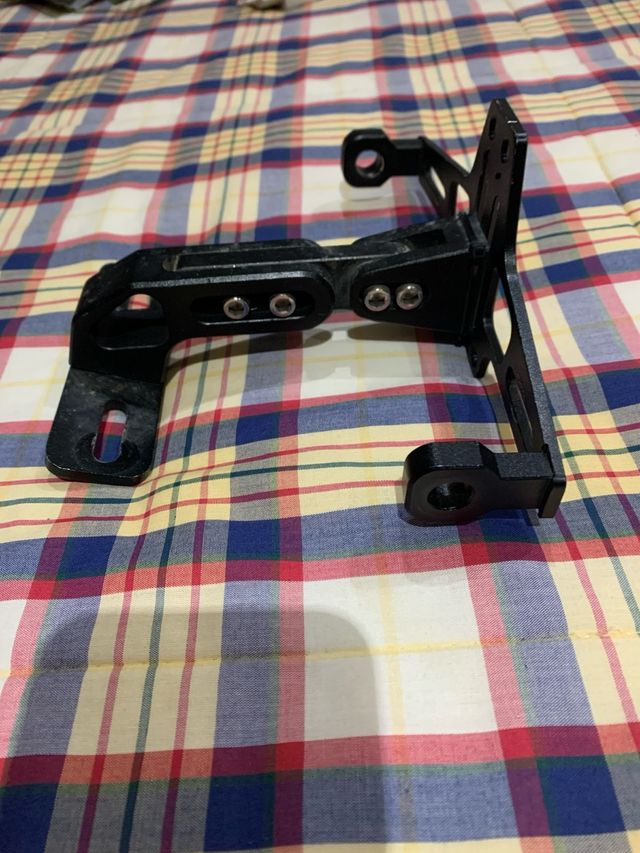 Portamatriculas moto universal