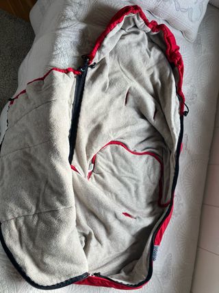 Saco Invierno Bugaboo rojo 