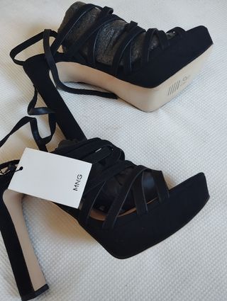 Sandalias de tacón muy alto 